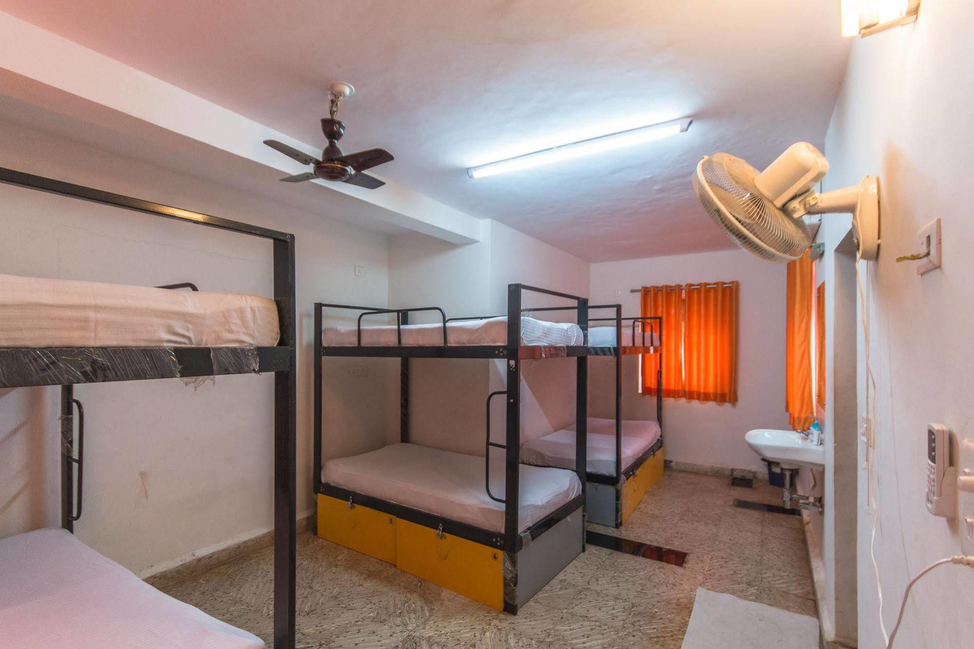 Hostel Backpacker Panda Goa Calangute Exteriér fotografie
